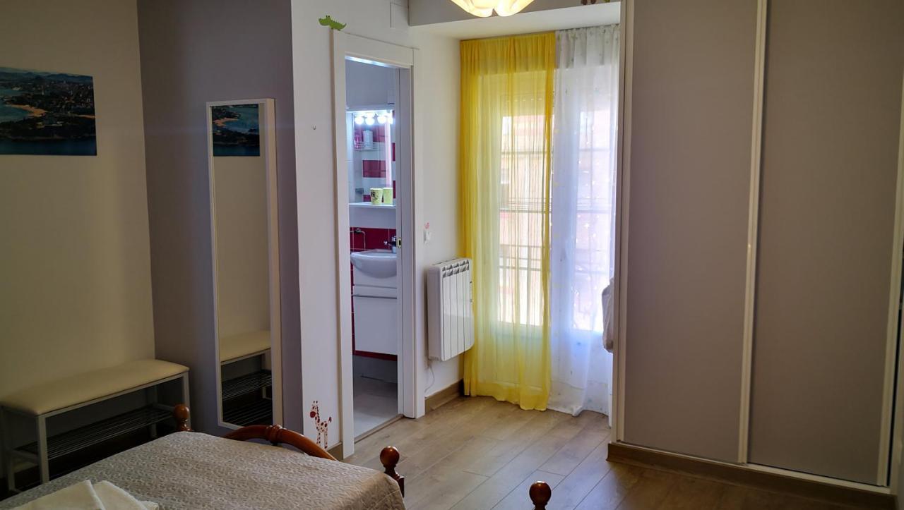 Ferienwohnung Piso En Calle Peatonal Con Garaje Privado Santander Exterior foto